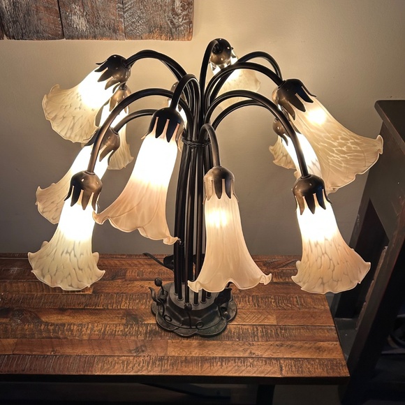 Stunning Metal 12 Arm Lily Pond Table Lamp - Picture 3 of 4
